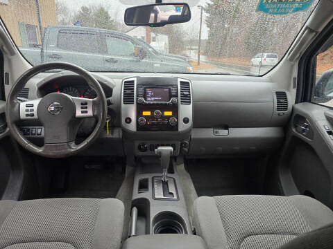 2017 Nissan Frontier SV