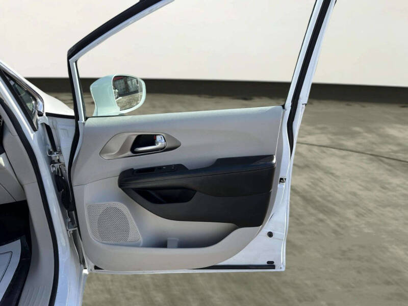 2020 Chrysler Pacifica Touring L Plus