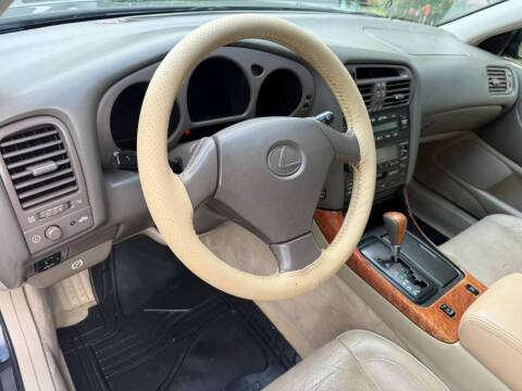 2000 Lexus GS 300