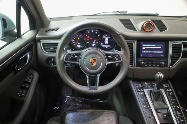 2018 Porsche Macan