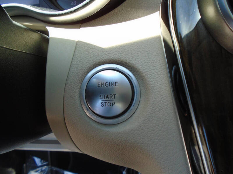 2016 Mercedes-Benz C-Class C 300