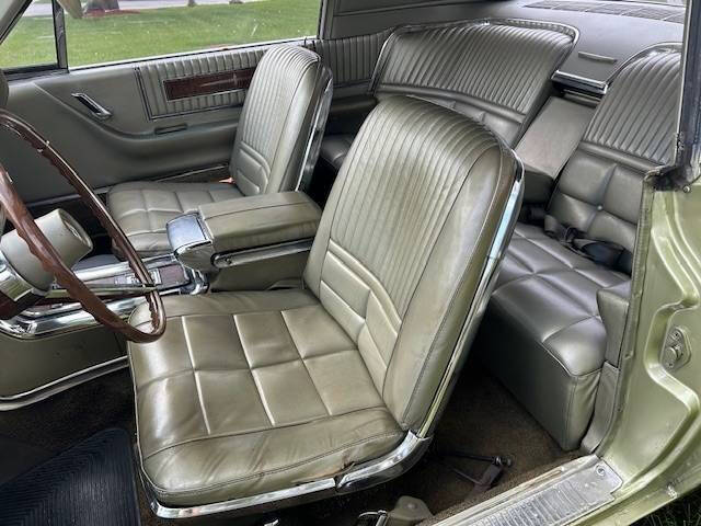 1966 Ford Thunderbird