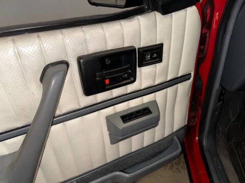 1991 Pontiac Sunbird LE