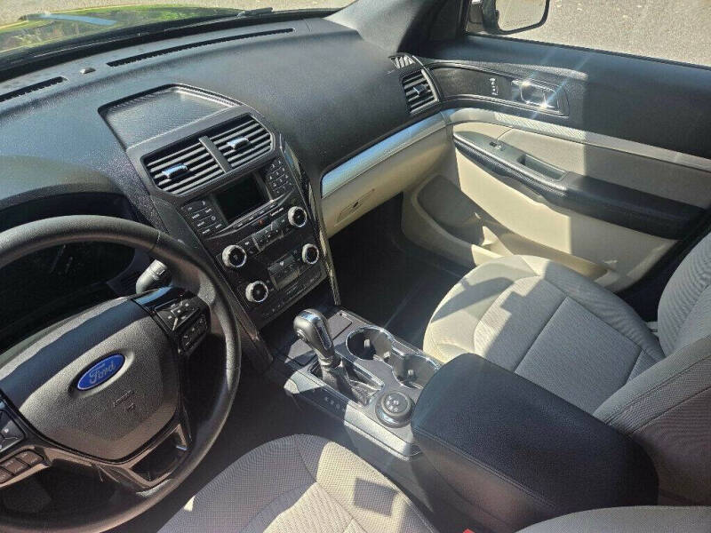 2018 Ford Explorer