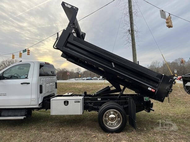 2022 Chevrolet Silverado 6500HD