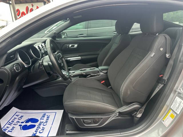 2022 Ford Mustang EcoBoost Premium