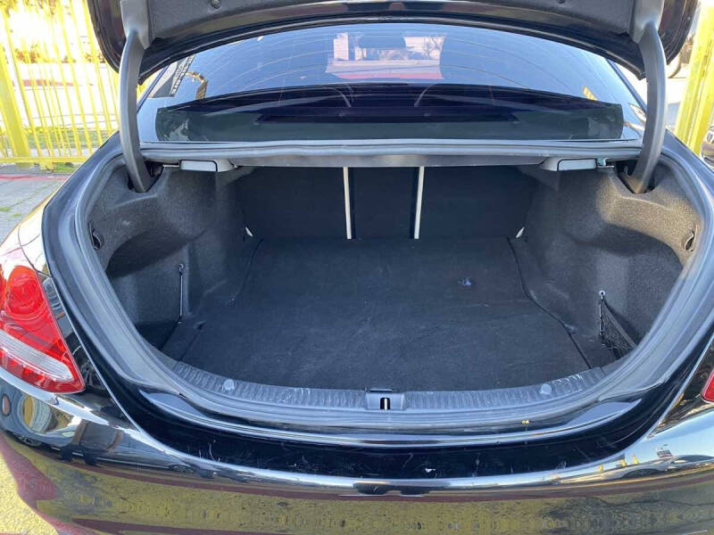 2016 Mercedes-Benz C-Class