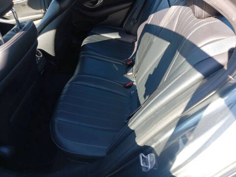 2017 Mercedes-Benz E-Class E 300 4MATIC