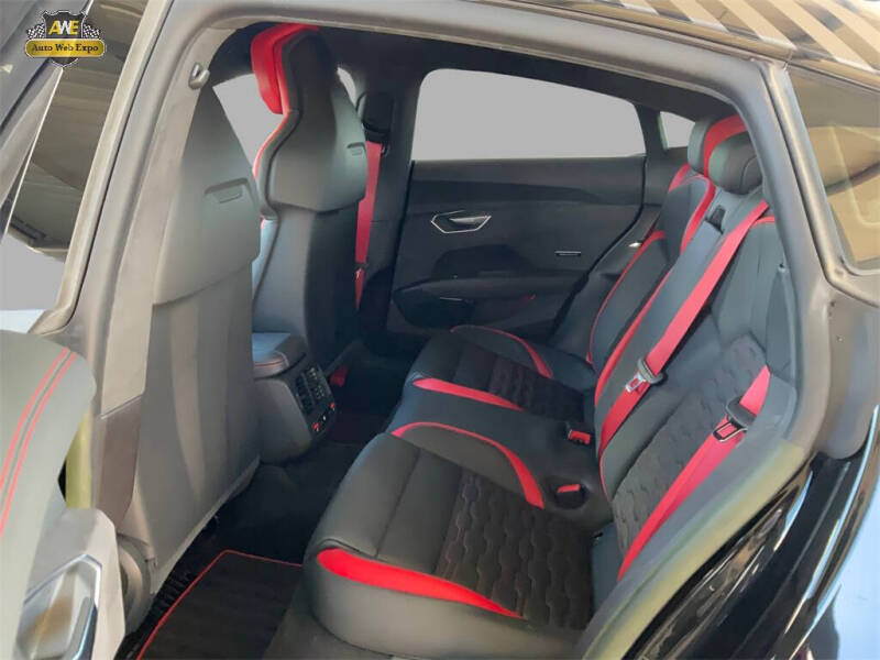 2023 Audi RS e-tron GT quattro