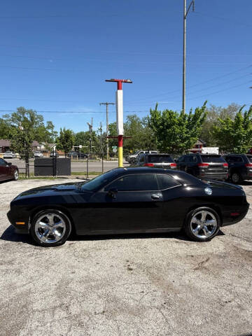 2013 Dodge Challenger SXT Plus