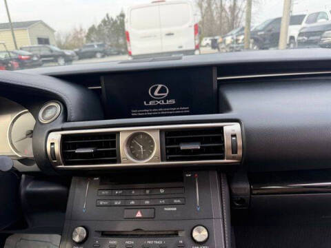 2016 Lexus IS 200t