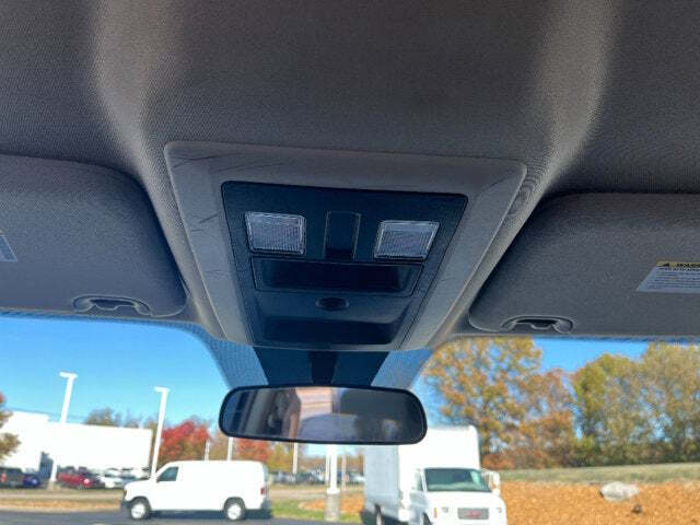 2019 RAM 1500 Classic 23