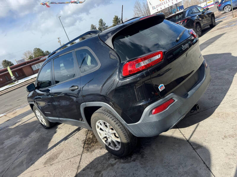2015 Jeep Cherokee Sport