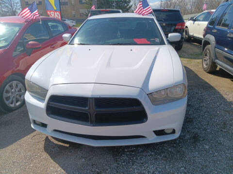 2012 Dodge Charger for sale at Diaz Used Autos in Danville IL