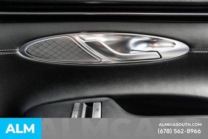 2023 Genesis GV70 2.5T Standard