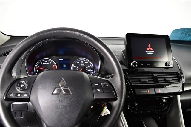 2023 Mitsubishi Eclipse Cross LE