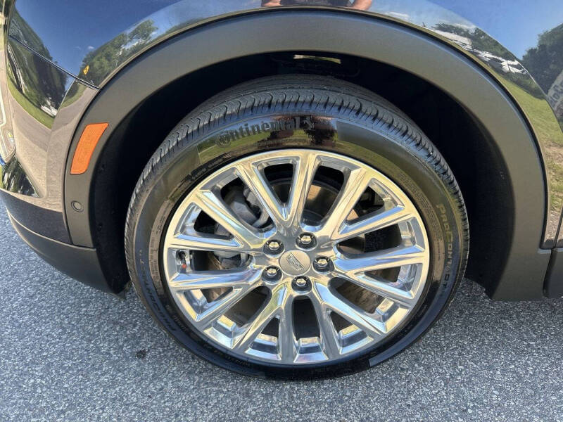 2022 Cadillac XT4 Premium Luxury