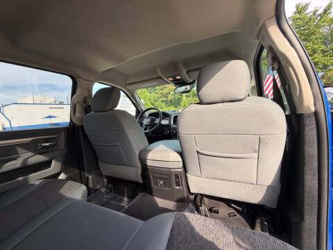 2017 RAM 1500 Big Horn