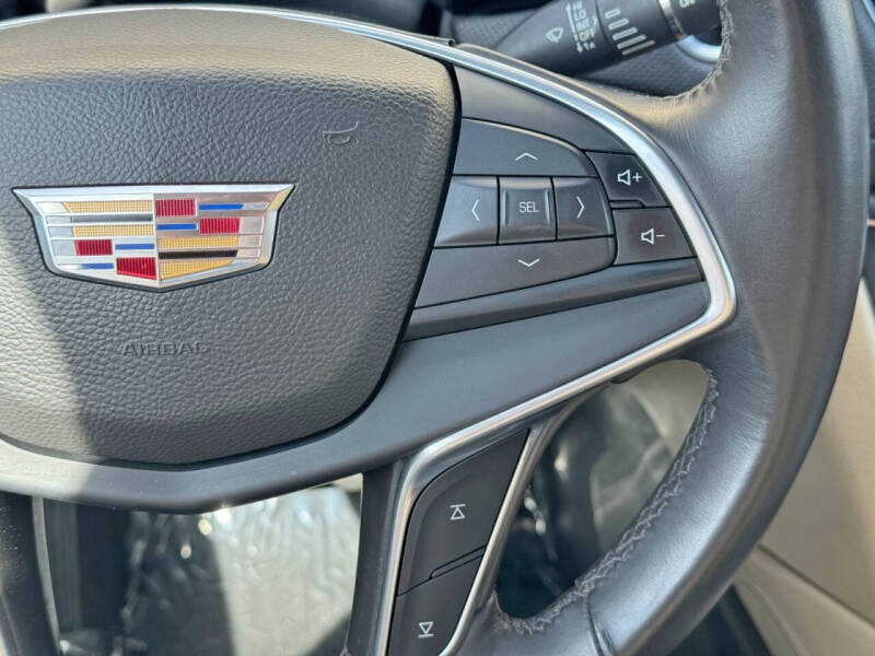 2017 Cadillac XT5