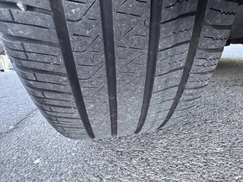 2019 Land Rover Range Rover Velar P380 R-Dynamic HSE