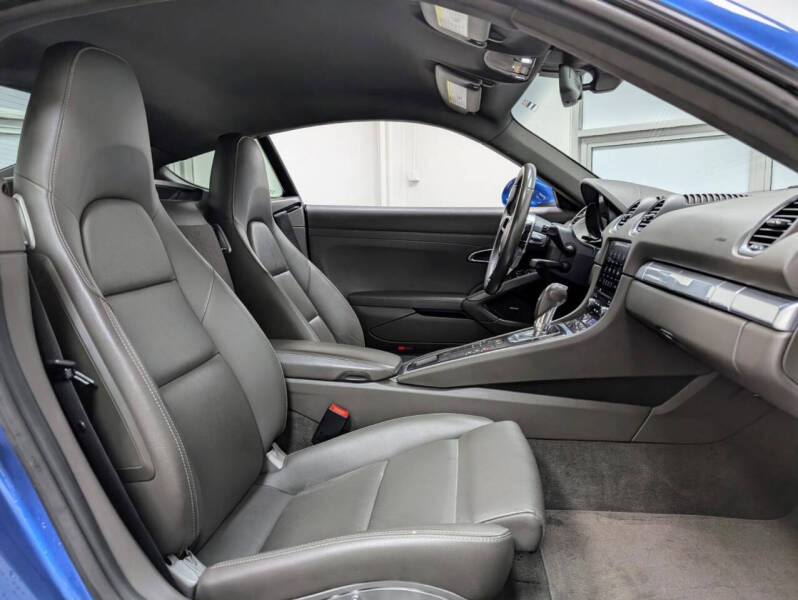 2018 Porsche 718 Cayman S