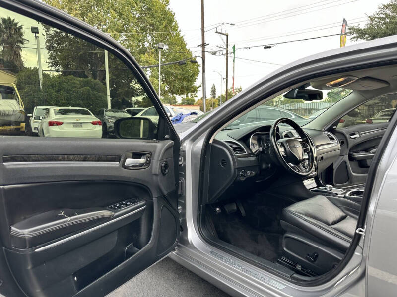 2018 Chrysler 300 Limited