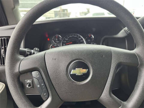 2024 Chevrolet Express 2500
