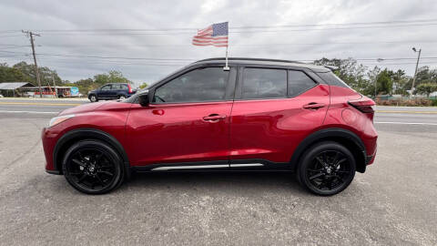 2021 Nissan Kicks SR
