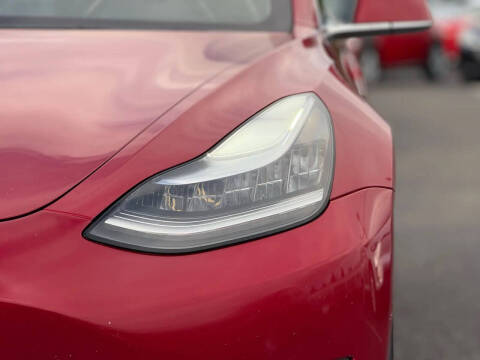2020 Tesla Model 3 Long Range