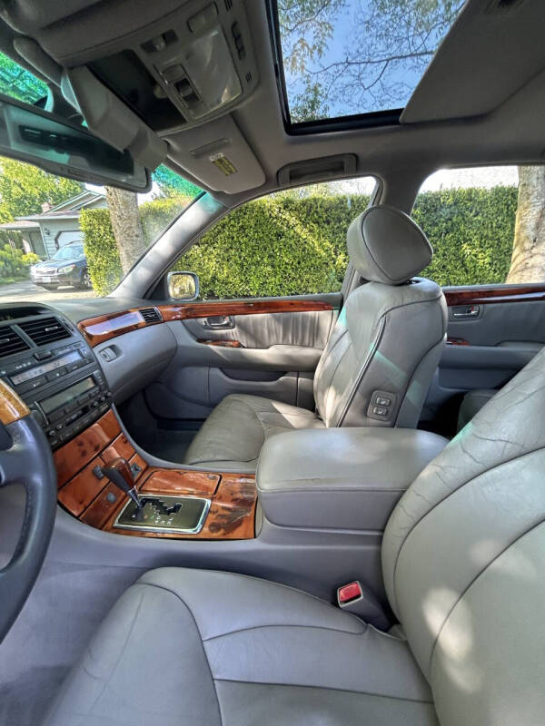 2001 Lexus LS 430