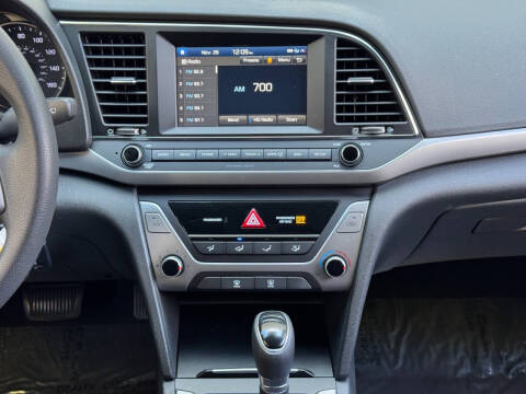 2018 Hyundai Elantra