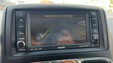 2011 Chrysler Town and Country Touring-L