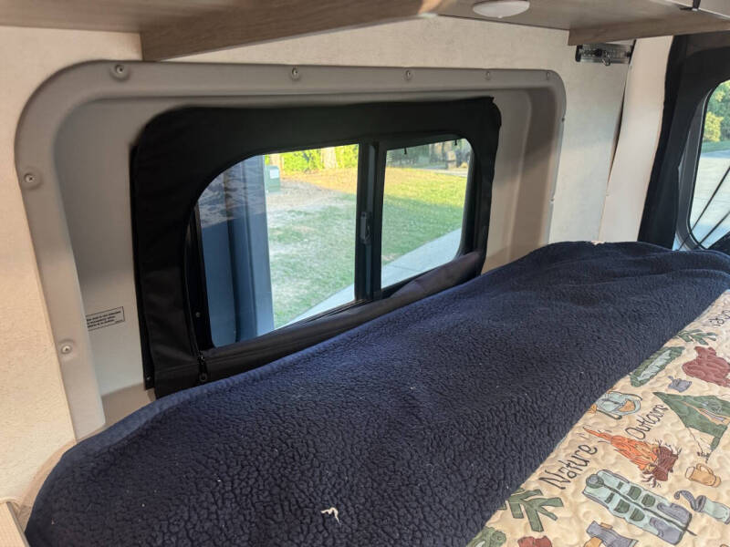 2022 Winnebago Solis 59PX