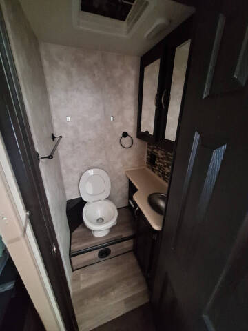 2016 NeXus RV Phantom 325C