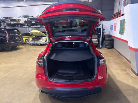 2023 Tesla Model Y Performance