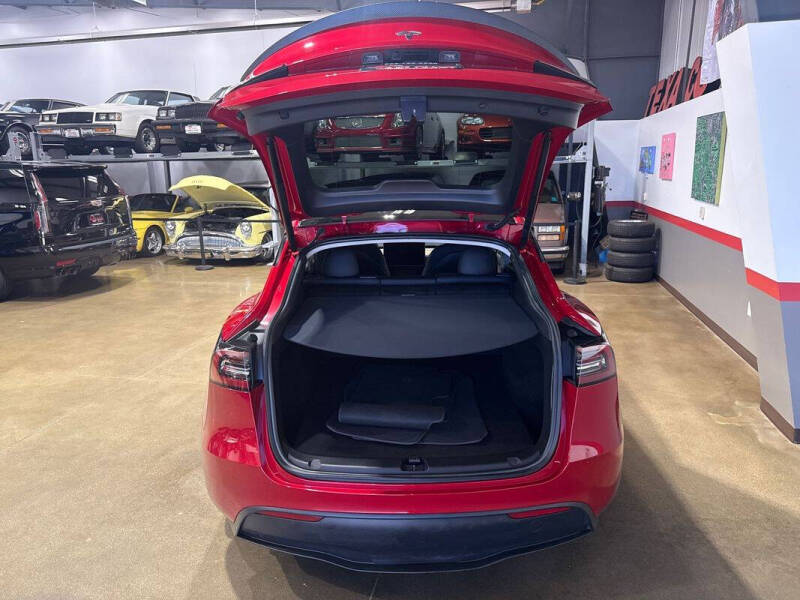 2023 Tesla Model Y Performance