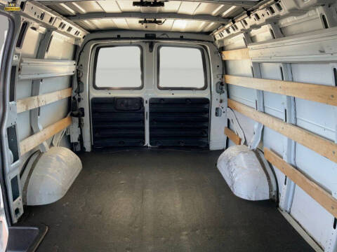 2015 GMC Savana 2500