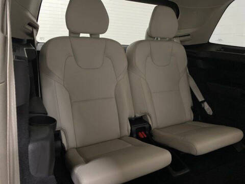 2024 Volvo XC90 B6 Core Bright Theme