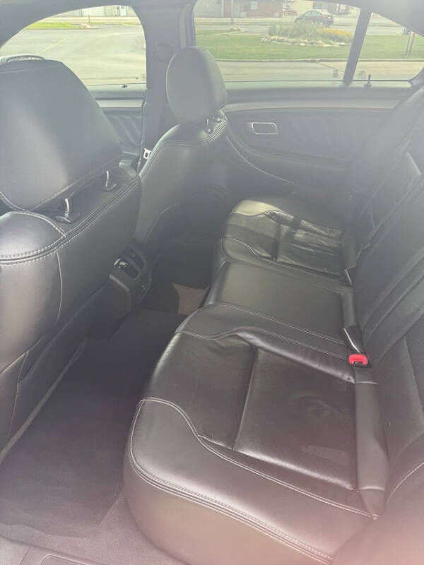 2019 Ford Taurus SEL