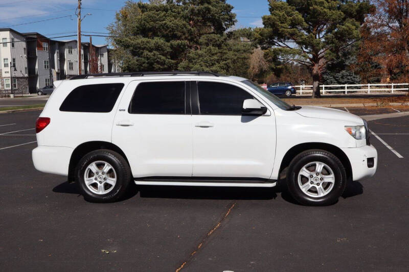 2010 Toyota Sequoia SR5