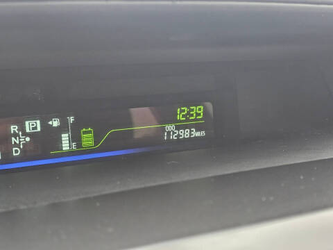 2012 Toyota Prius v Two