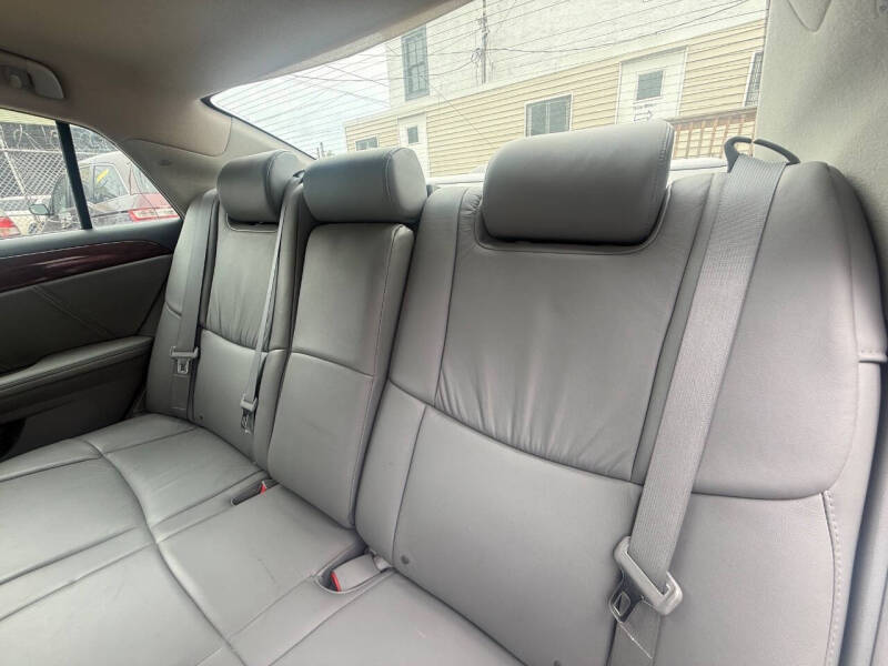 2007 Toyota Avalon XLS