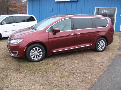 2018 Chrysler Pacifica for sale at Champines House Of Wheels in Kronenwetter WI