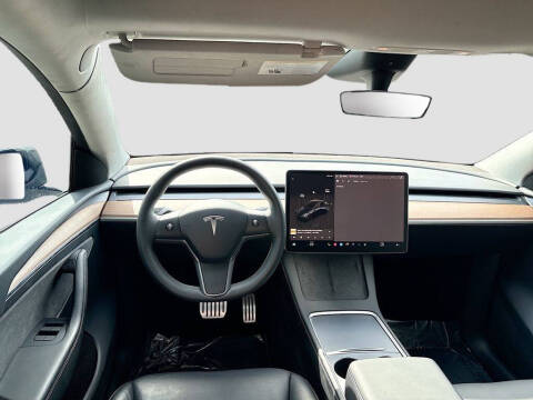 2024 Tesla Model Y Performance