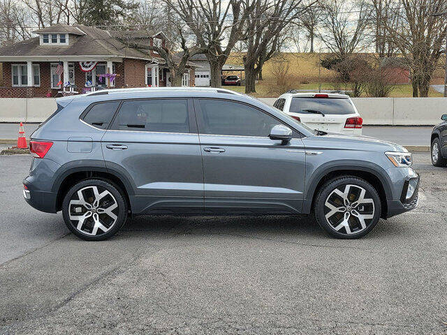 2023 Volkswagen Taos SEL 4Motion