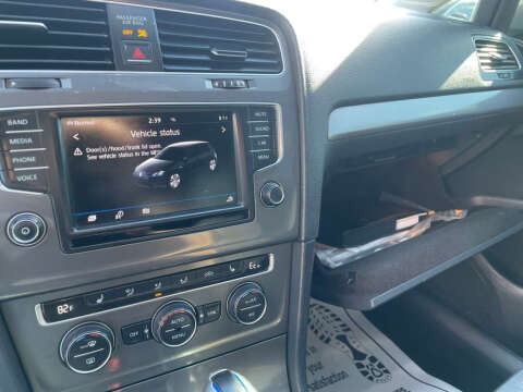 2016 Volkswagen e-Golf SE