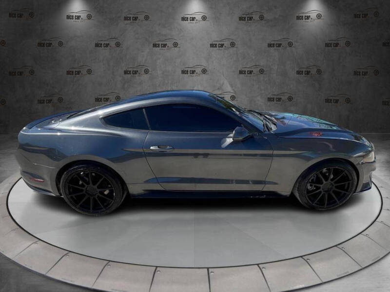2019 Ford Mustang