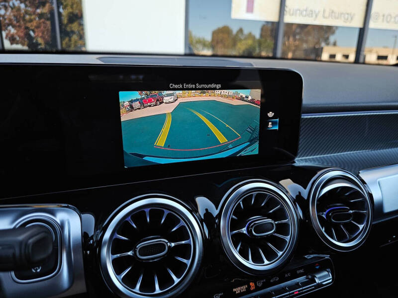 2023 Mercedes-Benz GLB GLB 250