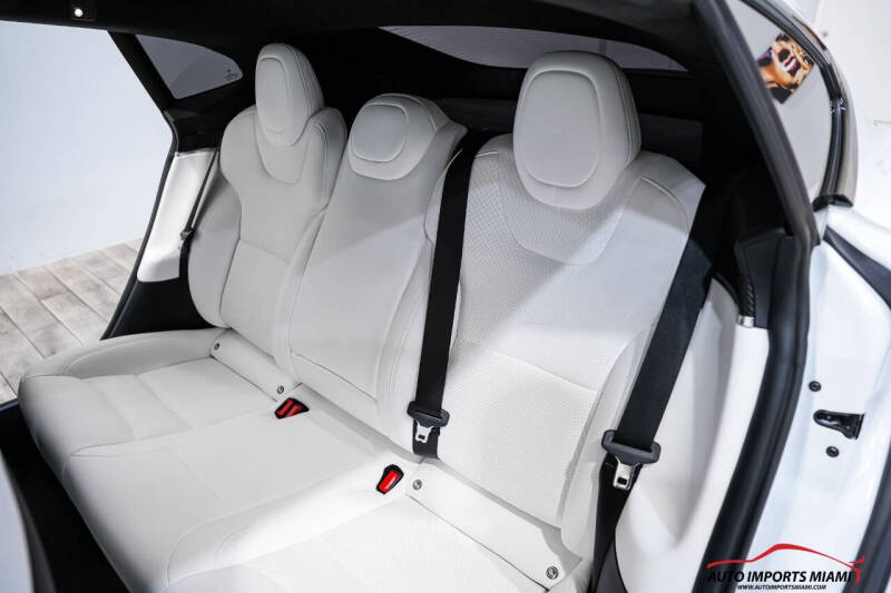 2023 Tesla Model S Standard Range