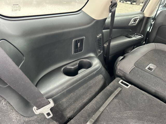 2019 Nissan Pathfinder SV